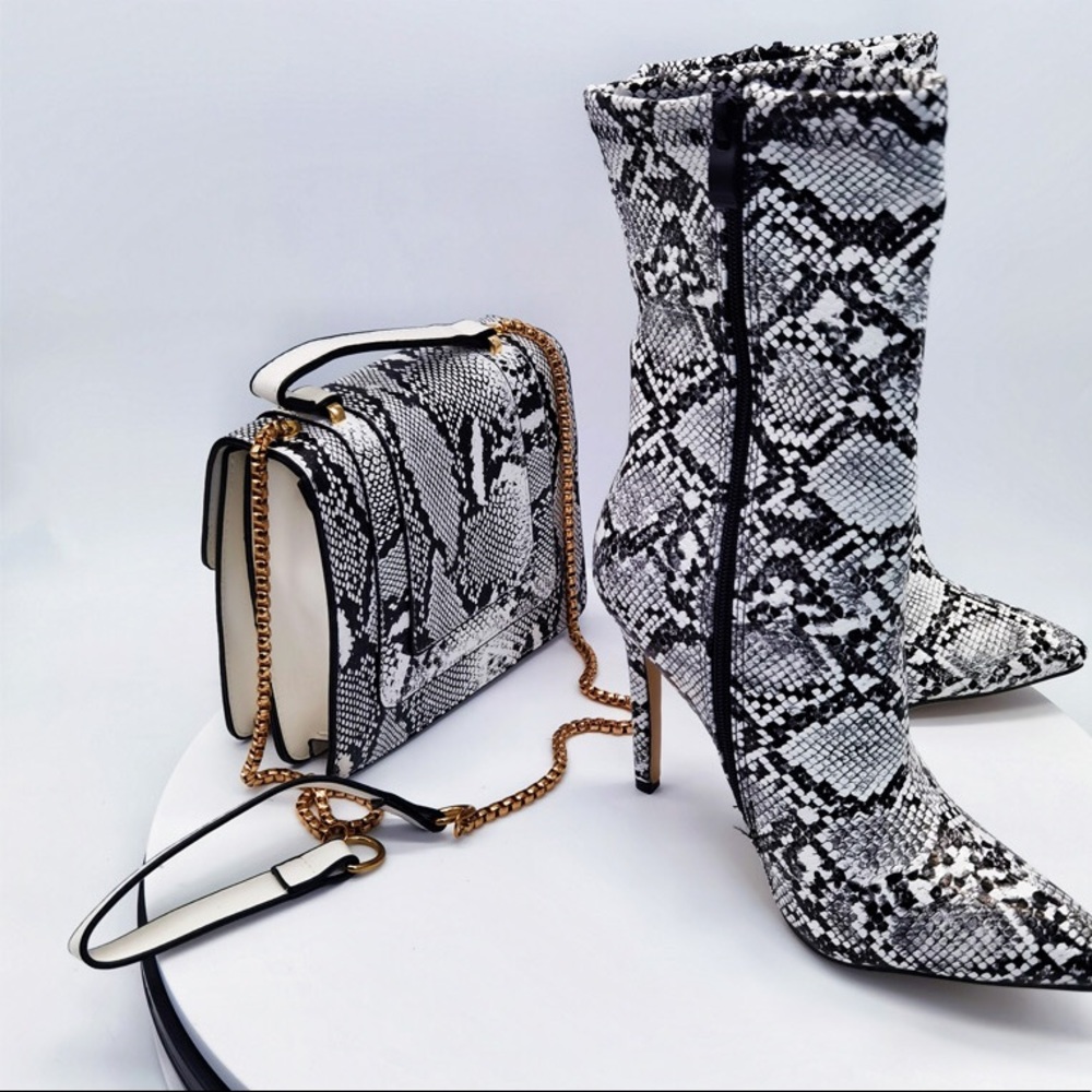 Snakeskin Boot Set - Picture 3 of 3